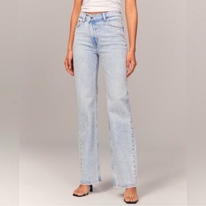 Abercrombie & Fitch Women's Light Blue Straight Leg Jeans